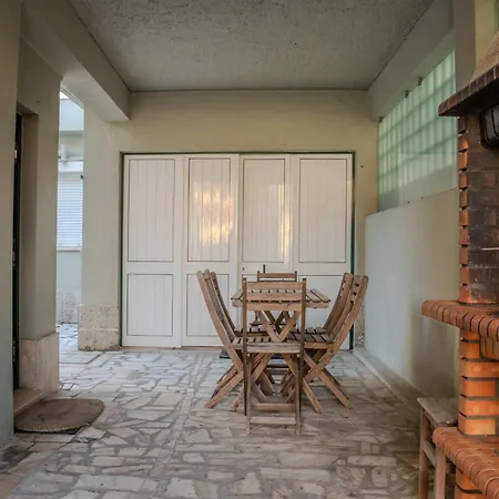 Caparica House בית נופש
