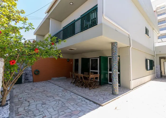 Caparica House