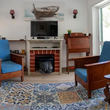 Caparica House *