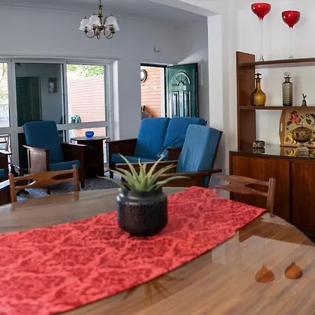 Caparica House Holiday home *