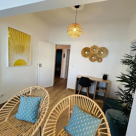 Caparica House * كوستا دا كاباريكا